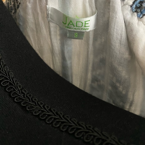 JADE linen off the shoulder dress. - Picture 3 of 3